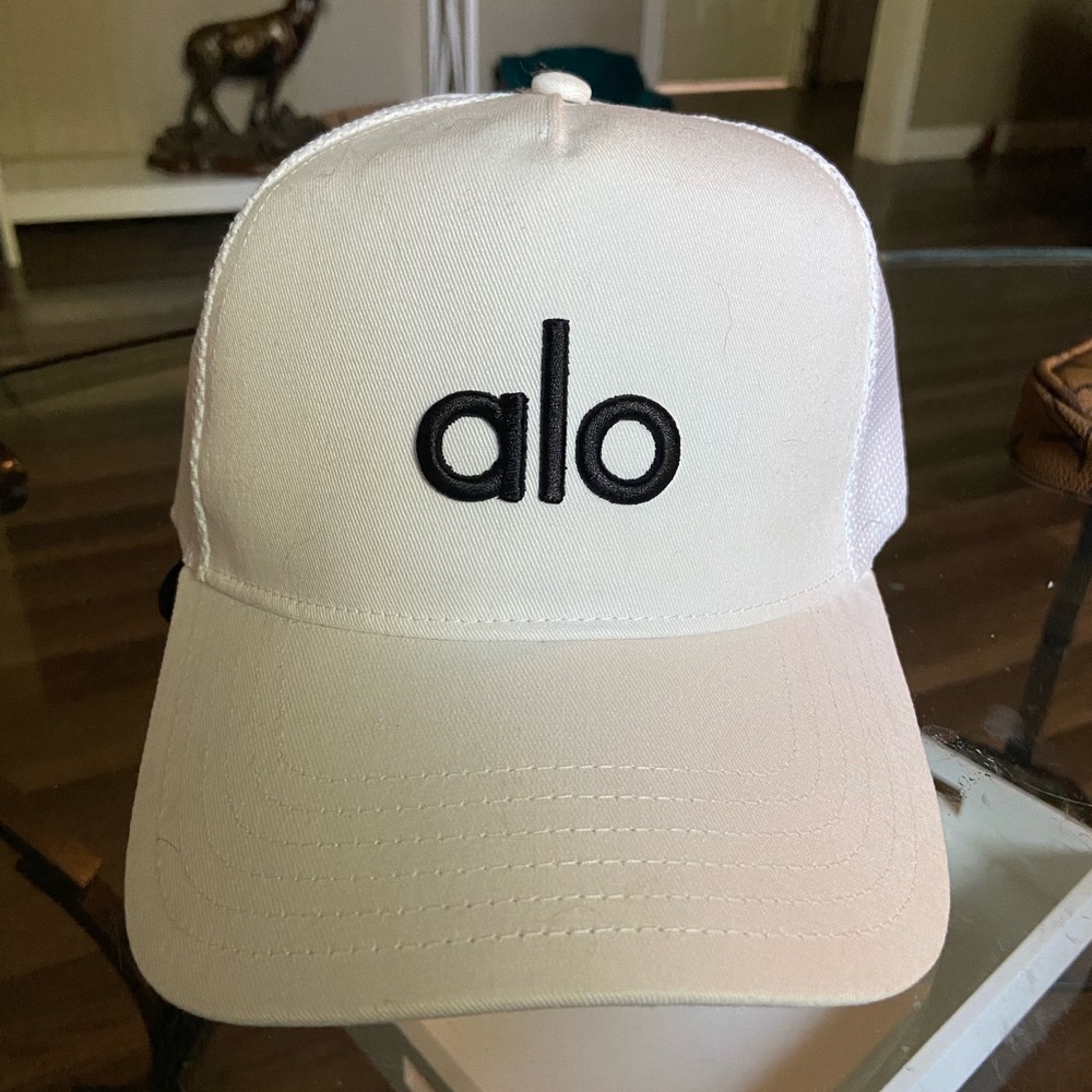 ALO TRUCKER HAT